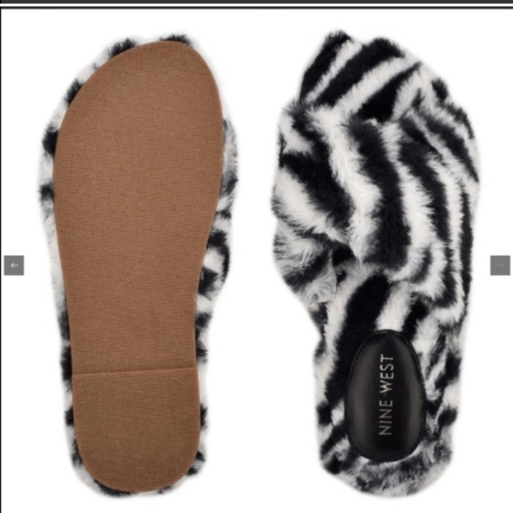 Slippers - Picture 2 of 3